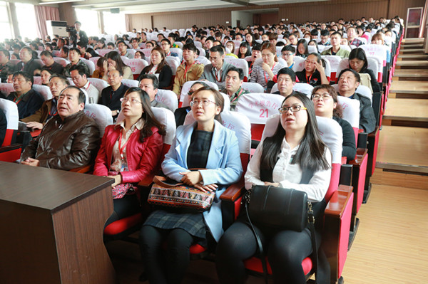 图书馆邀请中国知网来太阳成做培训