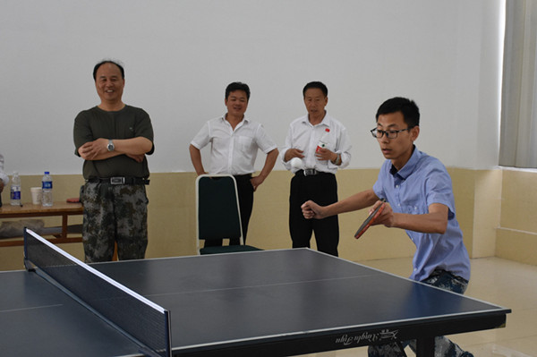 太阳成举办教职工乒乓球团体赛