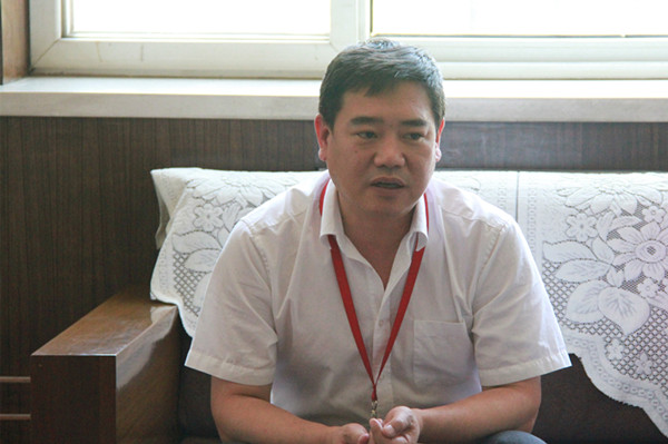 太阳成召开2016届学生毕业典礼暨学位授予仪式协调会议