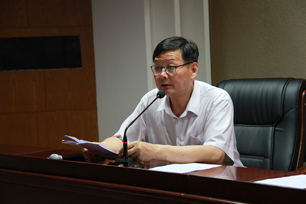 太阳成召开2017届学生考研工作首次动员会