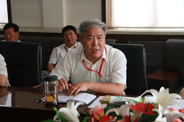 太阳成召开2016年迎新工作布置会