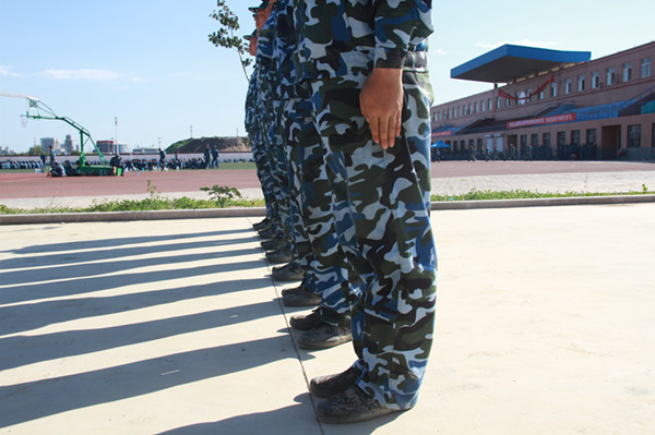 【军训集锦】踏出军中庄严