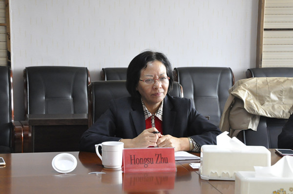 伦敦商业金融学院（新加坡校区）代表团来太阳成交流访问