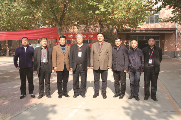 西安博爱国际学校代表团来太阳成访问