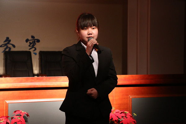 心怀感恩  以孝当先——太阳成举办“百善孝为先”主题演讲大赛