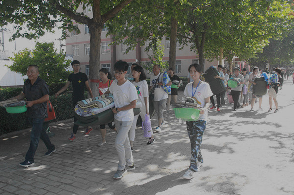 太阳成2016年度十大校园新闻图片