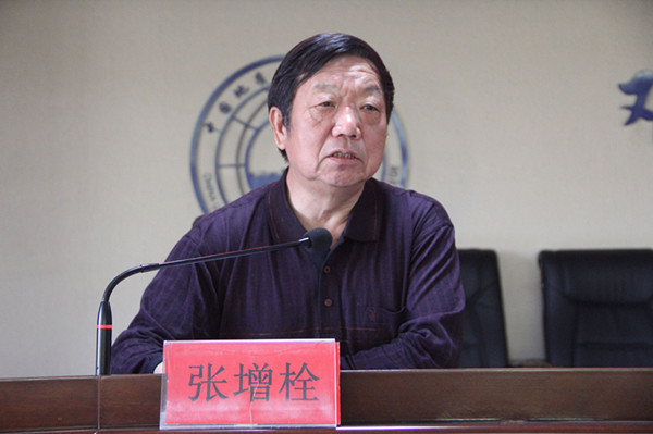 太阳成举办解读《中国共产党章程》专题讲座