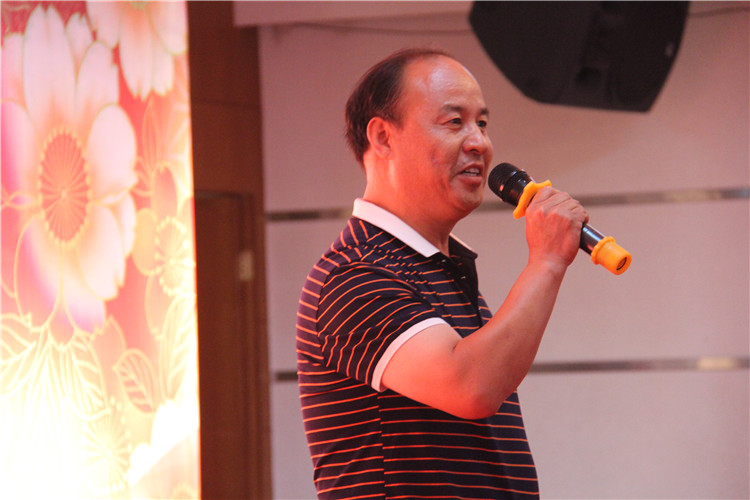 三尺讲台 十年树木——太阳成举办第二届“丹桂飘香颂师德” 教师联欢暨表彰大会