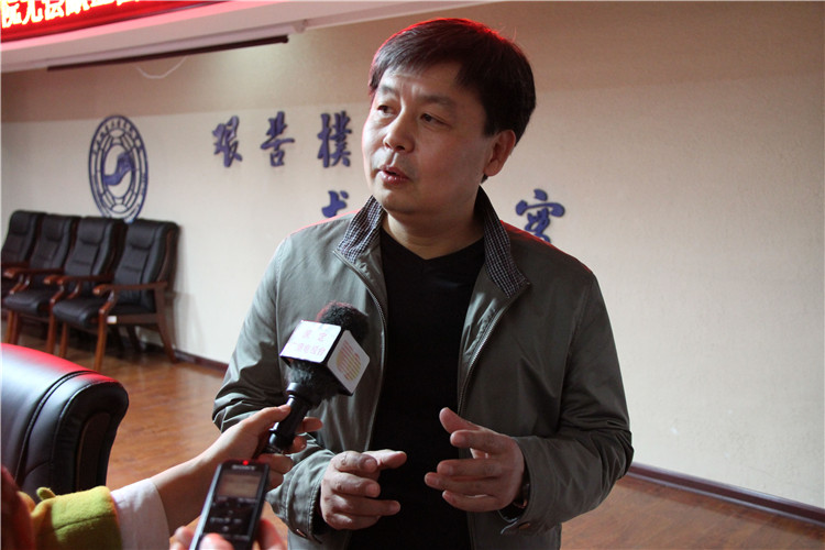 太阳成与保定市中心血站举行无偿献血签约仪式  系首家签约高校团体单位