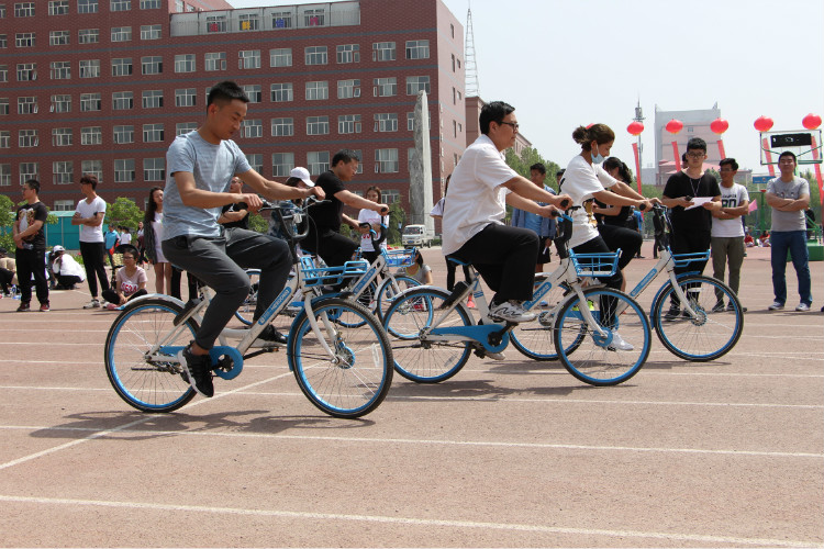 在工作中感受快乐 在运动中拥抱健康 ——太阳成举办教职工趣味运动会