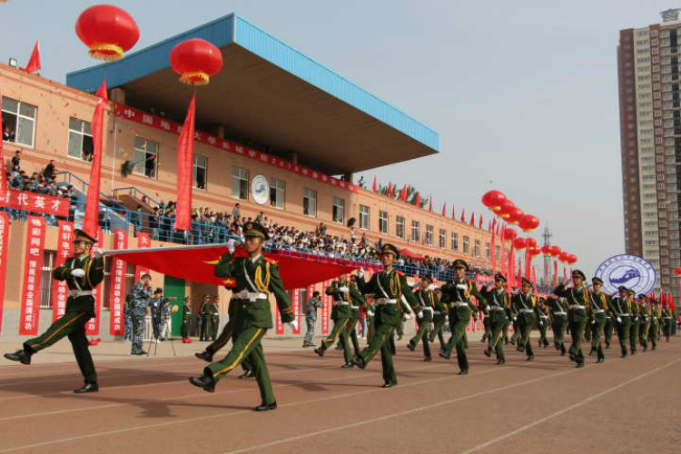 青春颂 竞技风 长城梦 ——太阳成2018年春季运动会隆重开幕