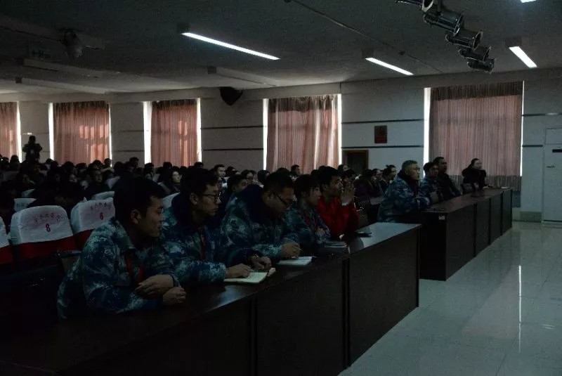 太阳成以多种形式庆祝改革开放四十周年