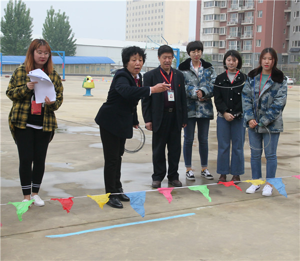 桃李争妍  运动争先 ——太阳成在篮球场成功举办教职工趣味运动会