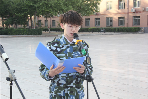 弘扬五四精神 谱写青春华章——太阳成举行纪念五四运动100周年升旗仪式