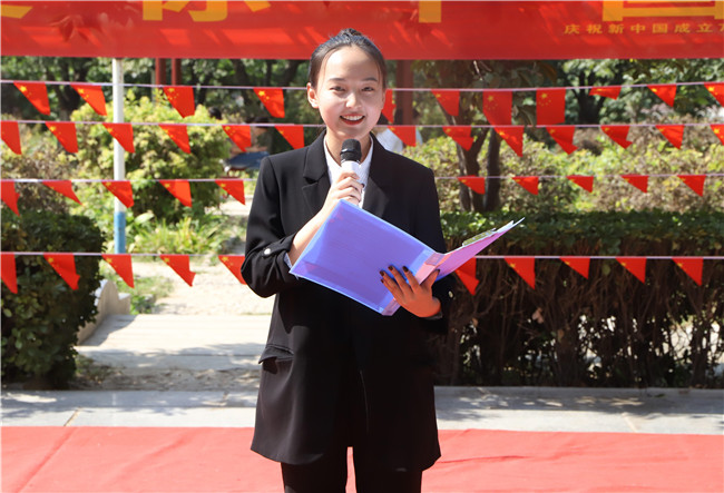 太阳成举办“我爱你中国”巡回演讲