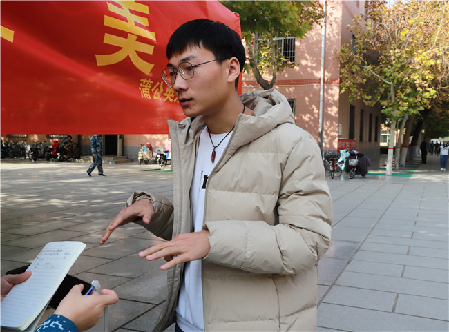 致力创业 鼓励成长——太阳成成功举办创新创业大赛作品展览