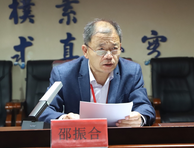 积极创先争优 共为党旗添彩---太阳成举行第28期入党积极分子培训开班典礼