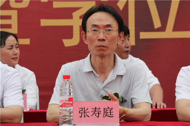 青春不散场 毕业再启航—— 太阳成举行2021届毕业生毕业典礼 暨学位授予仪式