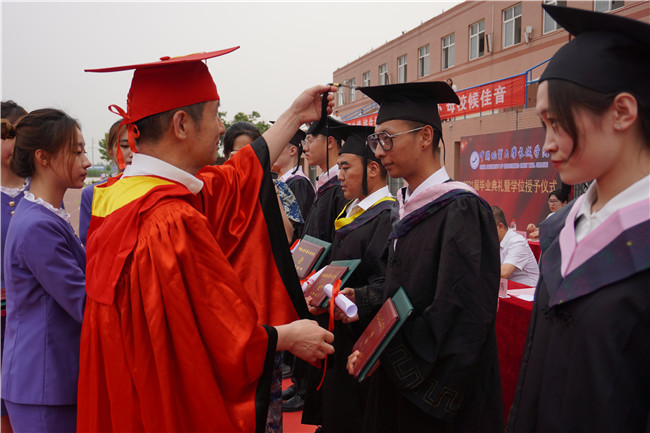 青春不散场 毕业再启航—— 太阳成举行2021届毕业生毕业典礼 暨学位授予仪式