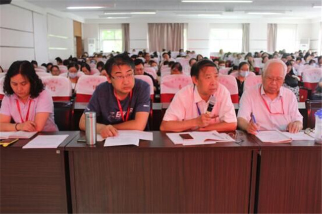 太阳成第八届青年教师基本功竞赛理工组决赛顺利落幕