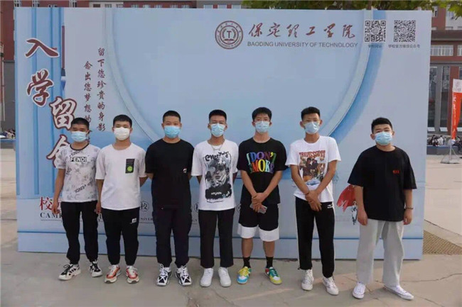 扬帆起航保理梦 求学笃行学子新太阳成喜迎2021级新生