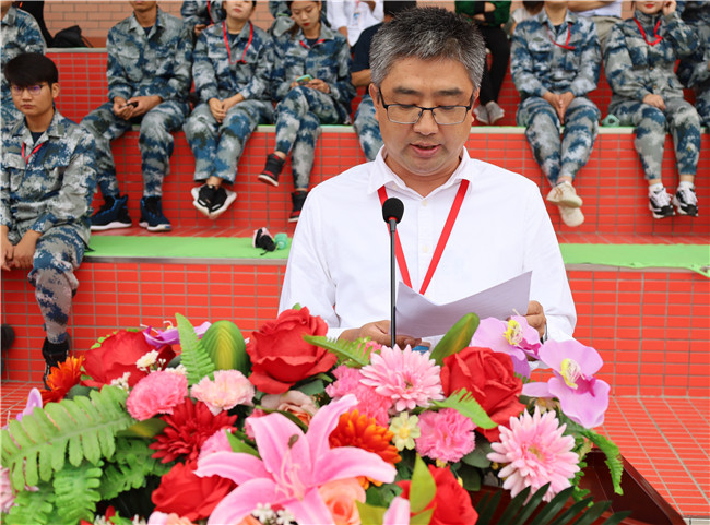 青春无悔  逐梦启航太阳成举行2021级新生军训结营式暨开学典礼