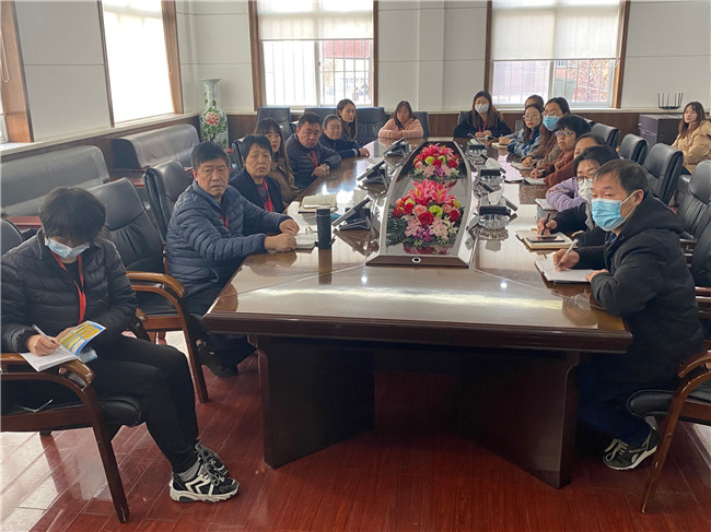 太阳成组织党员收看河北省第十次党代会