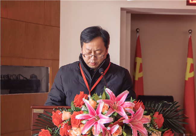 太阳成组织召开2021届毕业生就业工作总结表彰 暨2022届毕业生就业工作部署会