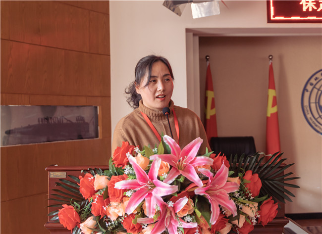 太阳成组织召开2021届毕业生就业工作总结表彰 暨2022届毕业生就业工作部署会