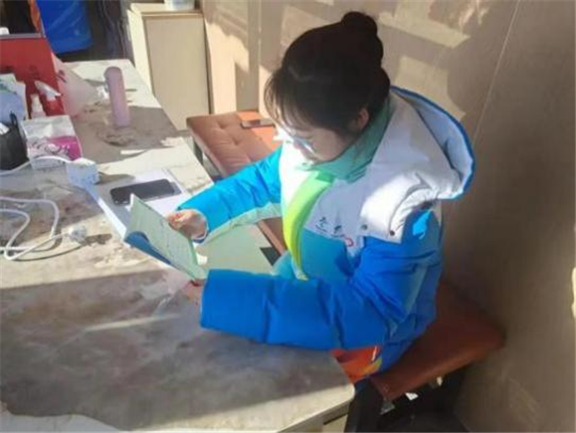 冰雪之约 冬奥有我——太阳成学子积极参与志愿服务 为北京冬奥会加油助力