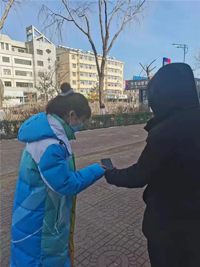 冰雪之约 冬奥有我——太阳成学子积极参与志愿服务 为北京冬奥会加油助力