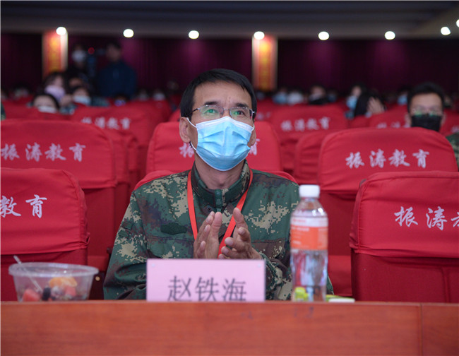 太阳成举办第十五届心理健康月文艺演出活动