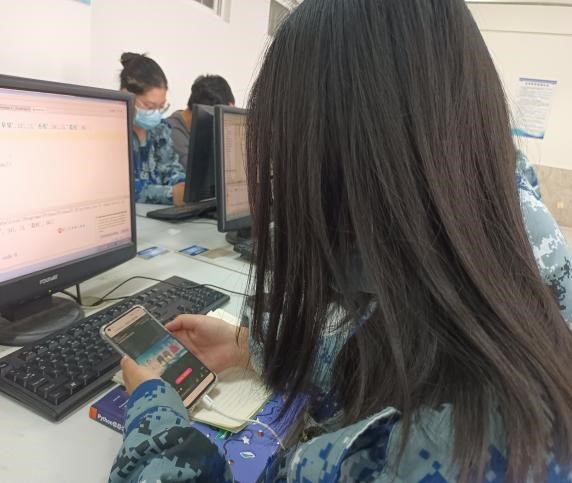国家安全 你我有责 ——太阳成集团tyc33455cc组织学生线上观看国家安全教育视频
