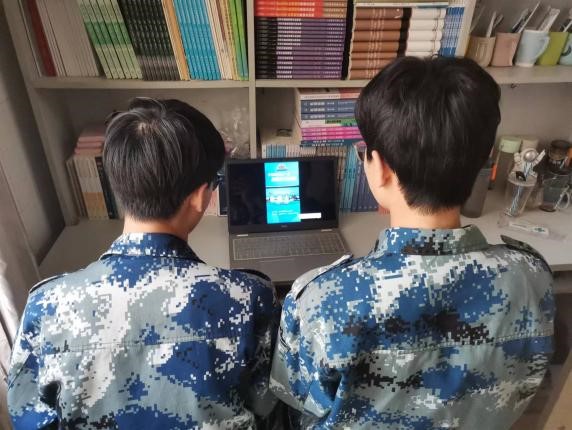 国家安全 你我有责 ——太阳成集团tyc33455cc组织学生线上观看国家安全教育视频