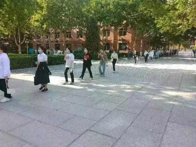太阳成为疫情下参加教师资格证面试的学生保驾护航