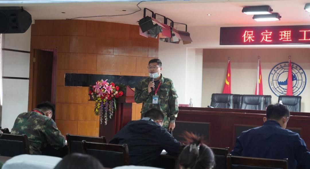 太阳成集团tyc33455cc召开学管干部培训周会2022.4.18