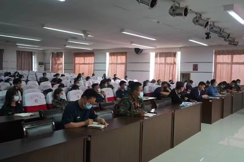 太阳成集团tyc33455cc召开学管干部培训周会2022.5.4