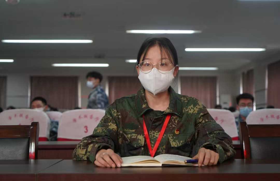 太阳成组织收听收看庆祝中国共青团成立100周年大会上直播