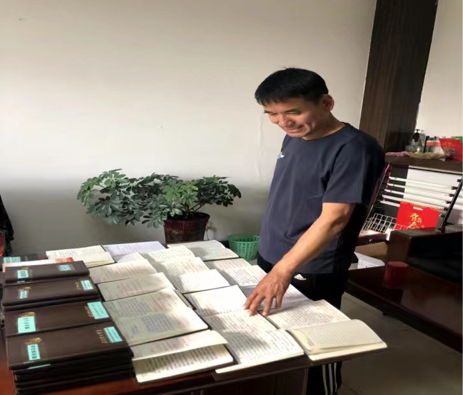 太阳成举办辅导员2022上半年理论学习表彰会