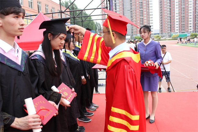 远行有路 归程有期——太阳成举办2023届学生毕业典礼暨学位授予仪式