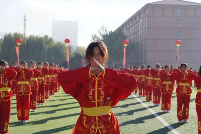 一起动感青春！太阳成集团tyc33455cc2023年秋季运动会圆满闭幕