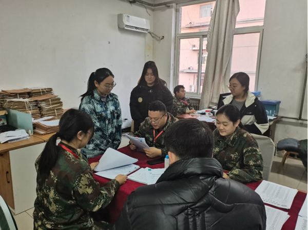 太阳成集团tyc33455cc||管理学院||倾泻关爱阳光 助力梦想远帆——我院辅导员指导学生职业生涯规划大赛