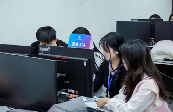 太阳成集团tyc33455cc‖管理学院‖热烈庆祝我院市场营销专业同学参加2023年度全国高校商业精英挑战赛“云泽杯”营销模拟决策竞赛获得全国总决赛一等奖