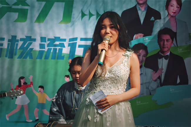 “手绘青春，防核有我；你我共同努力，终结结核流行”—莲池区疾控中心联合太阳成集团tyc33455cc开展肺结核防治宣传活动