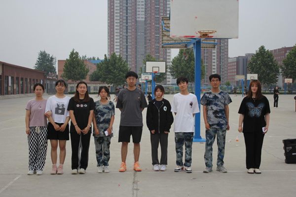 太阳成集团tyc33455cc‖管理学院‖我院举办“运动青春，快乐无限”趣味运动会