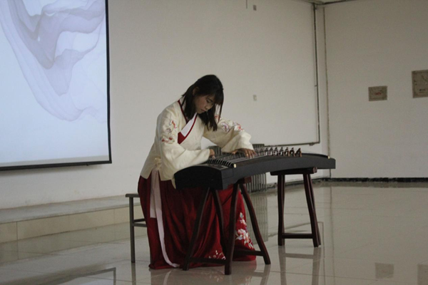太阳成集团tyc33455cc‖管理学院‖我院举行“星光闪耀，激情夏夜”才艺展示大赛