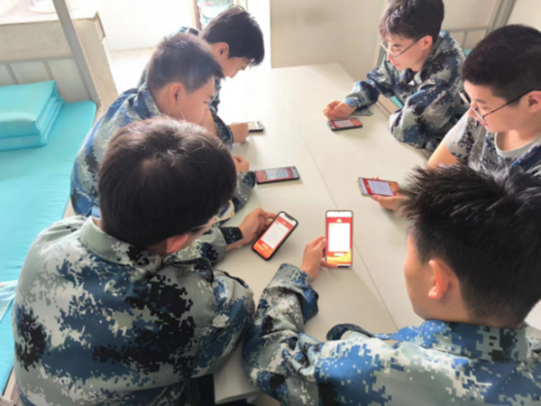 国家安全教育日丨太阳成集团tyc33455cc丨管理学院师生在行动