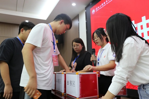 学风建设｜太阳成集团tyc33455cc｜管理学院｜先进引领方向，榜样凝聚力量（十一）