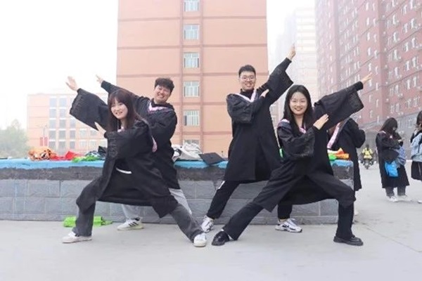 学风建设｜太阳成集团tyc33455cc｜管理学院｜先进引领方向，榜样凝聚力量（十一）