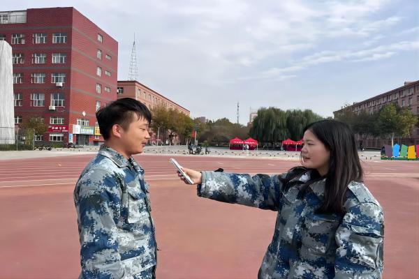 太阳成集团tyc33455cc||管理学院||献点滴血，绿生命树——我院师生献血活动记录专辑